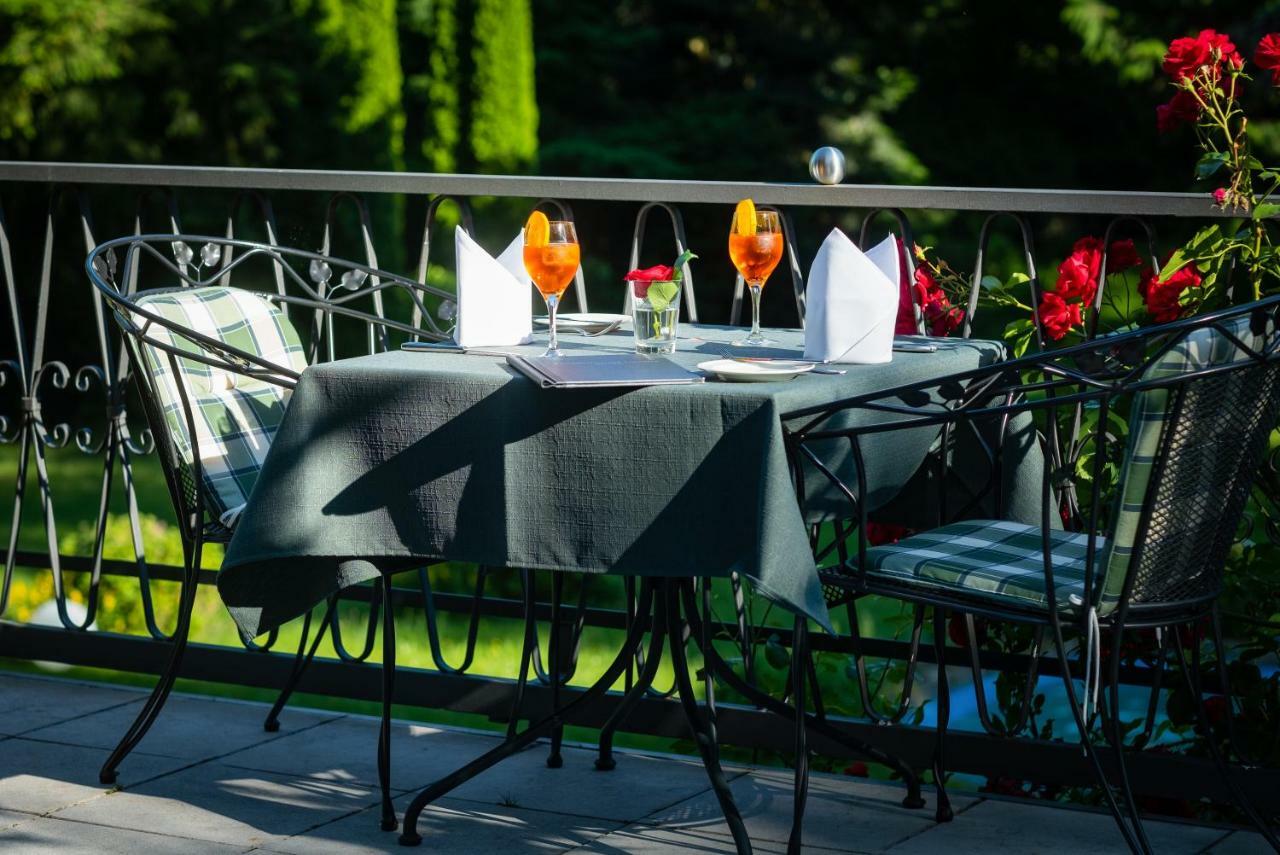 Parkhotel Am Taunus Oberursel Exteriör bild